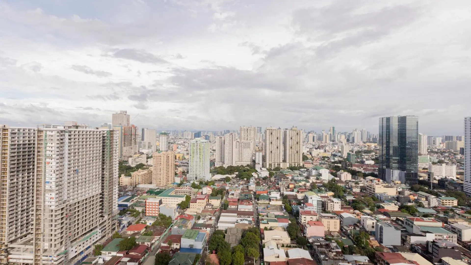 Breeze Haven Aparthotel Pasay