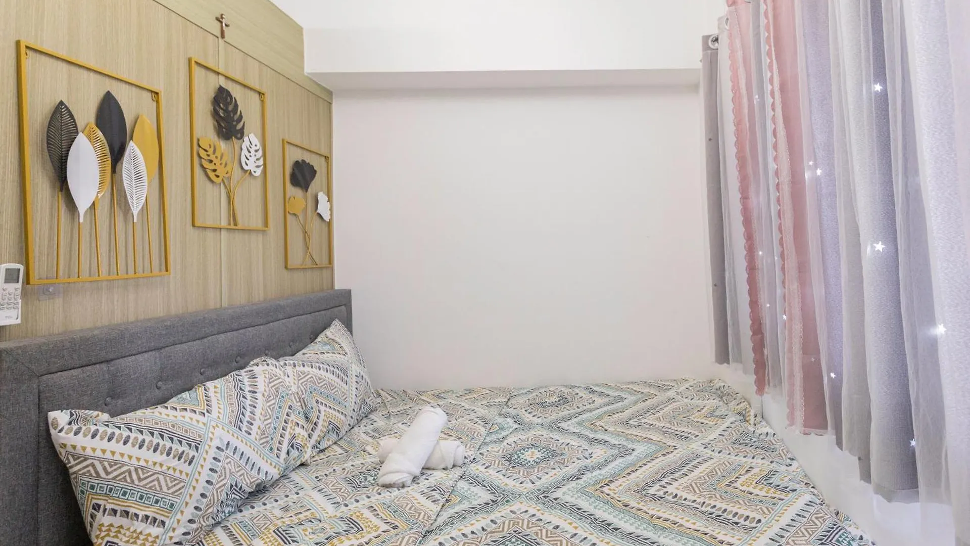 Breeze Haven Aparthotel Pasay 0*,  Philippines