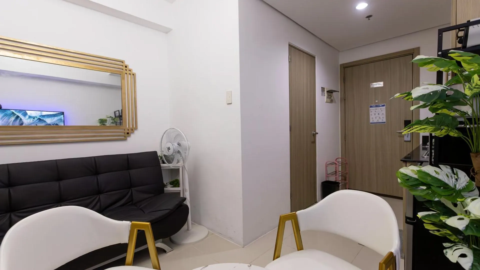 Breeze Haven Aparthotel Pasay